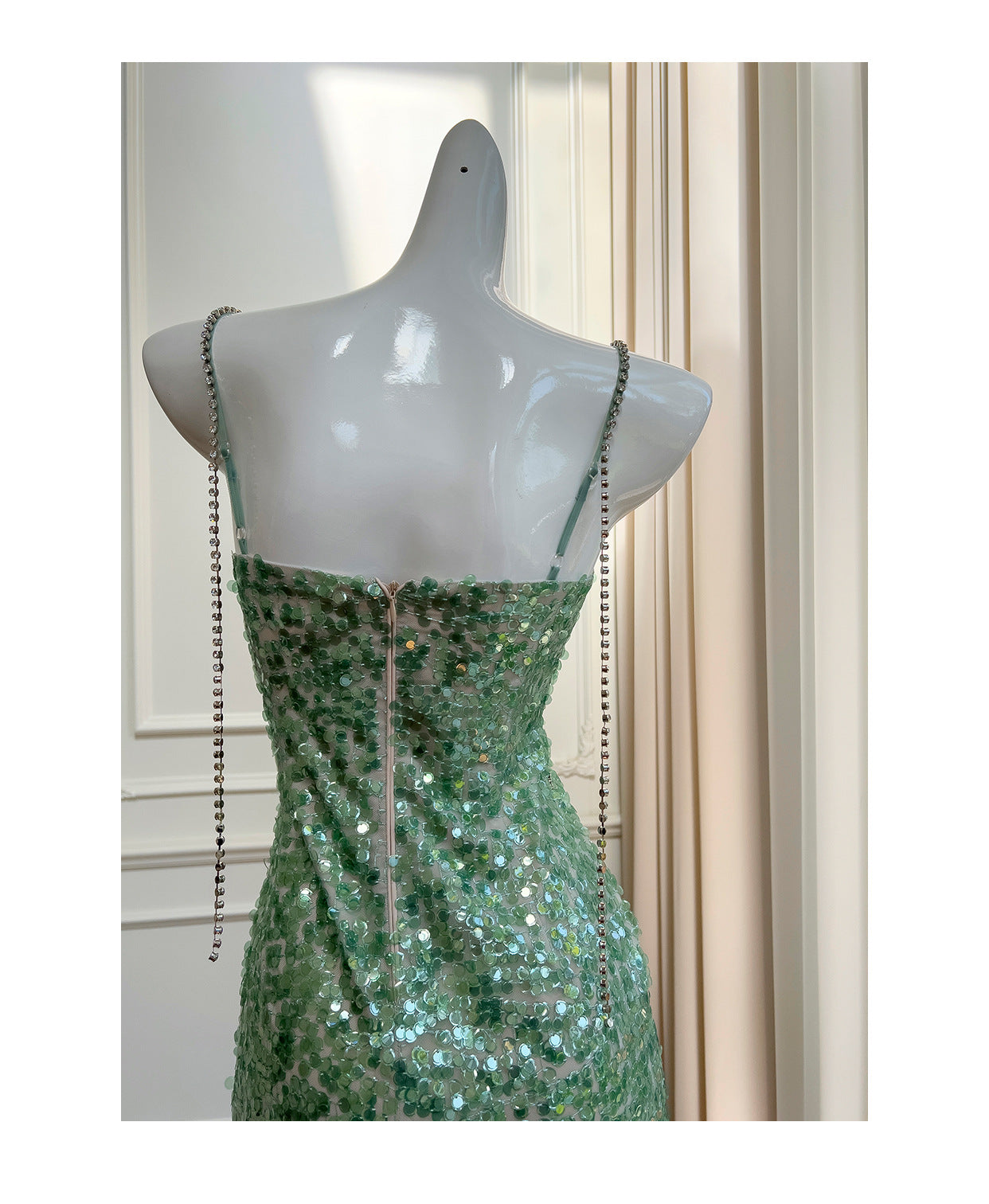 Modest Sheath Spaghetti Straps Sequin Green Formal 8th Grade Homecoming Dresses Middle School Short Birthday Gowns Graduation Dress Hoco Outfits DH2106