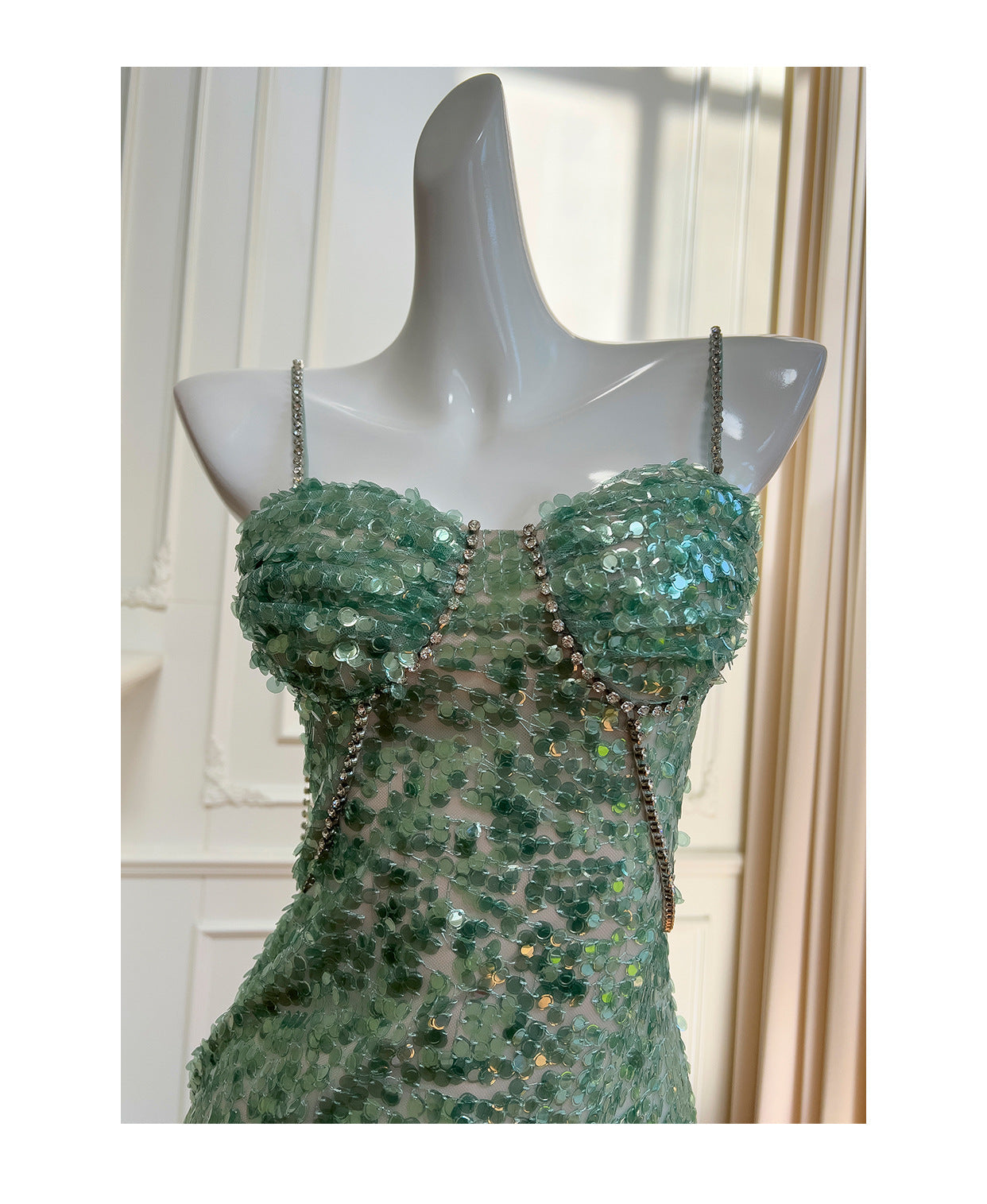 Modest Sheath Spaghetti Straps Sequin Green Formal 8th Grade Homecoming Dresses Middle School Short Birthday Gowns Graduation Dress Hoco Outfits DH2106