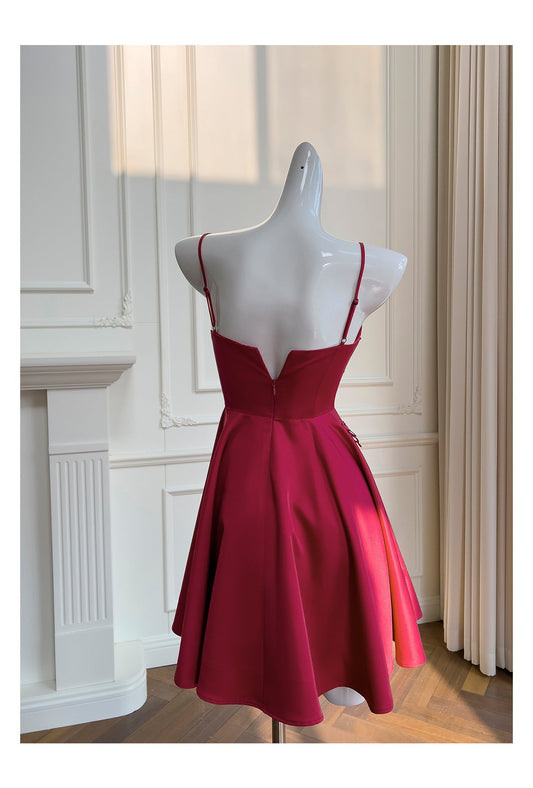 Modest A Line Spaghetti Straps Burgundy Satin Formal 8th Grade Homecoming Dresses Middle School Short Birthday Gowns Graduation Dress Hoco Outfits DH2108