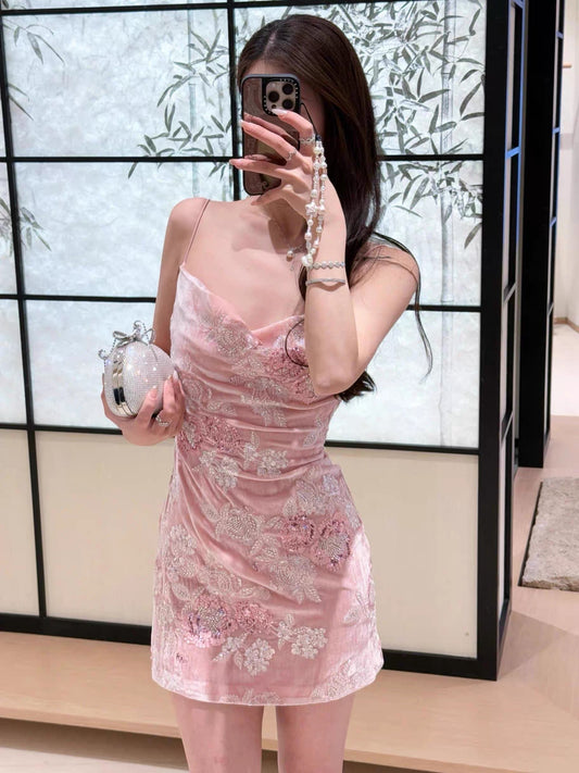Sexy Sheath Spaghetti Straps Pink Sequin Short Mini Formal 8th Grade Homecoming Dresses Middle School Short Birthday Gowns Graduation Dress Hoco Outfits DH2125