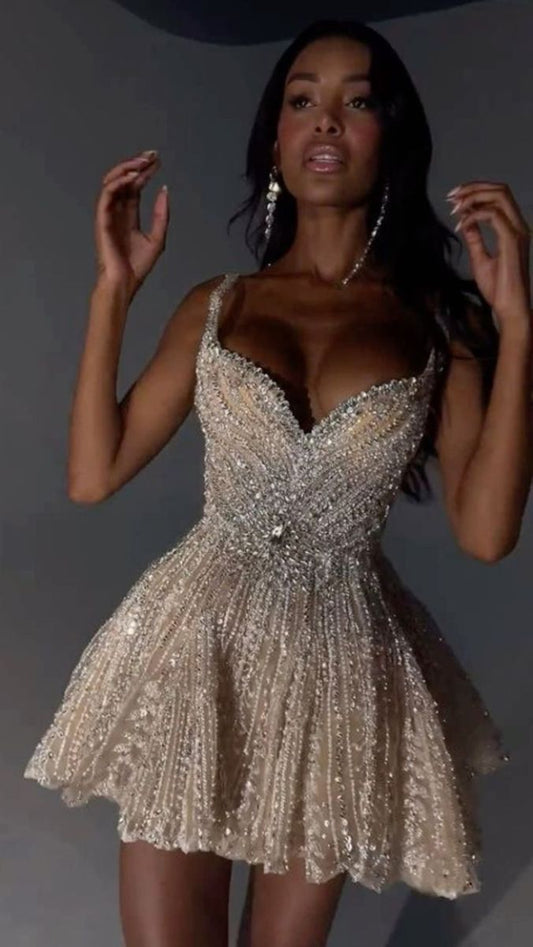 Vestidos cortos elegantes de Hoco, corte A, tirantes, color champán, minivestidos formales para el regreso a casa de octavo grado, trajes de verano para la escuela secundaria DH21