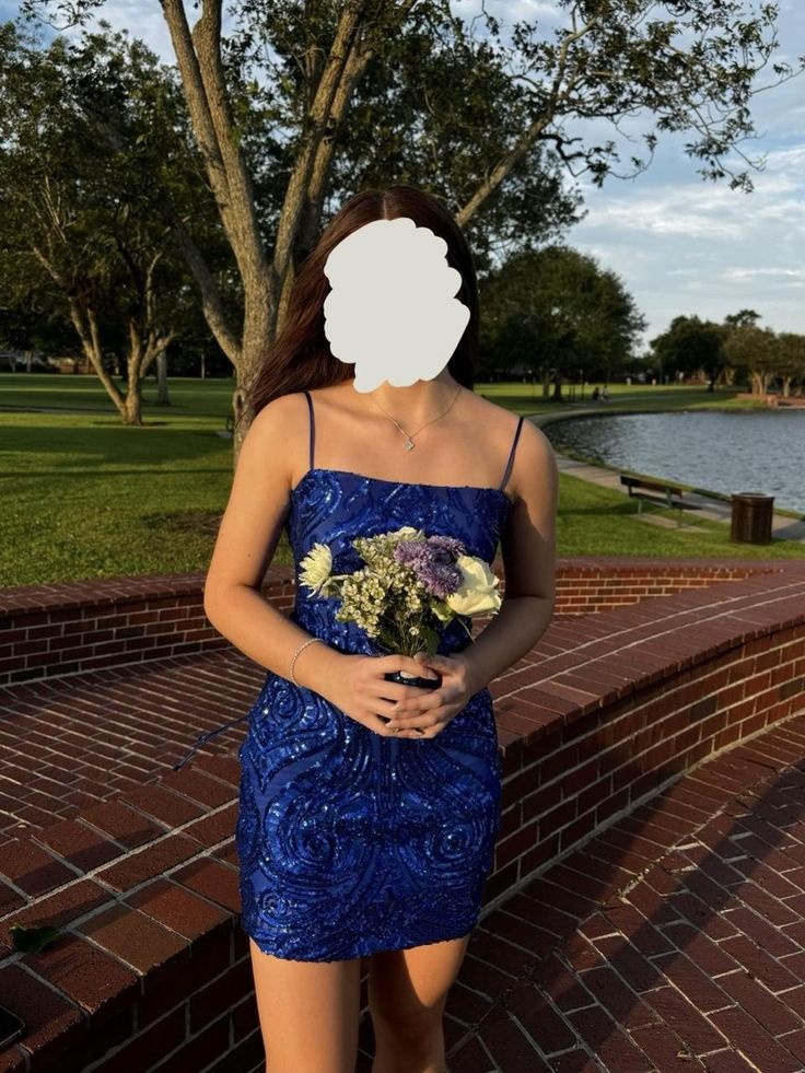 Vestido corto azul rey con tirantes finos y lentejuelas, vestido de fiesta formal para estudiantes de secundaria, para 16.º cumpleaños, vestido de graduación, vestido de cóctel DH2226