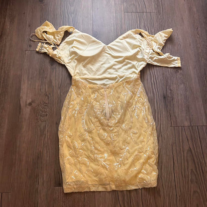 Hermosos vestidos de fiesta formales de lentejuelas amarillas con escote en V y corte A, vestidos cortos para el 21.º cumpleaños, vestidos de graduación, mini vestidos de cóctel DH2270