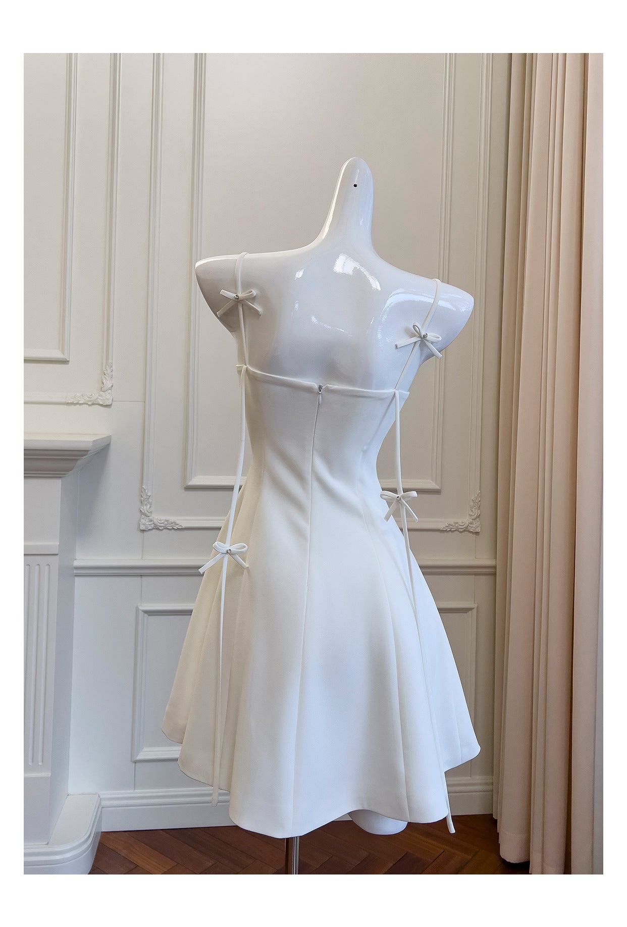 Vestidos blancos cortos de fiesta formales de graduación, corte A, tirantes finos, para estudiantes de secundaria, para cumpleaños número 21, minivestidos de cóctel DH2295
