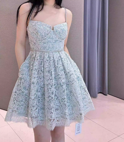 Vestidos de fiesta cortos de encaje gris con tirantes finos, corte A, para graduación, cóctel, para estudiantes de secundaria, DH2298