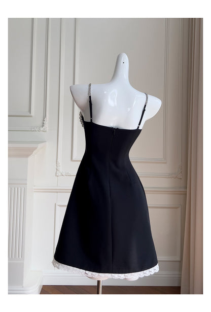 Hermosos vestidos de fiesta cortos de satén negro con tirantes finos y corte en A para la escuela secundaria, vestidos cortos para el 21.º cumpleaños, vestidos de graduación, mini vestidos de cóctel DH2300