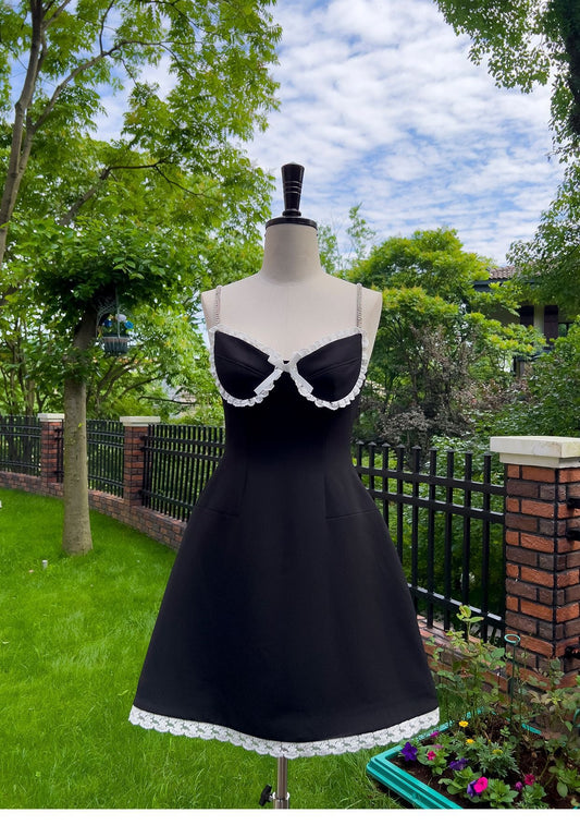 Vestido negro corto de satén con tirantes finos, corte A, para fiesta de bienvenida, para graduación, para cumpleaños número 21, para cóctel, DH2301