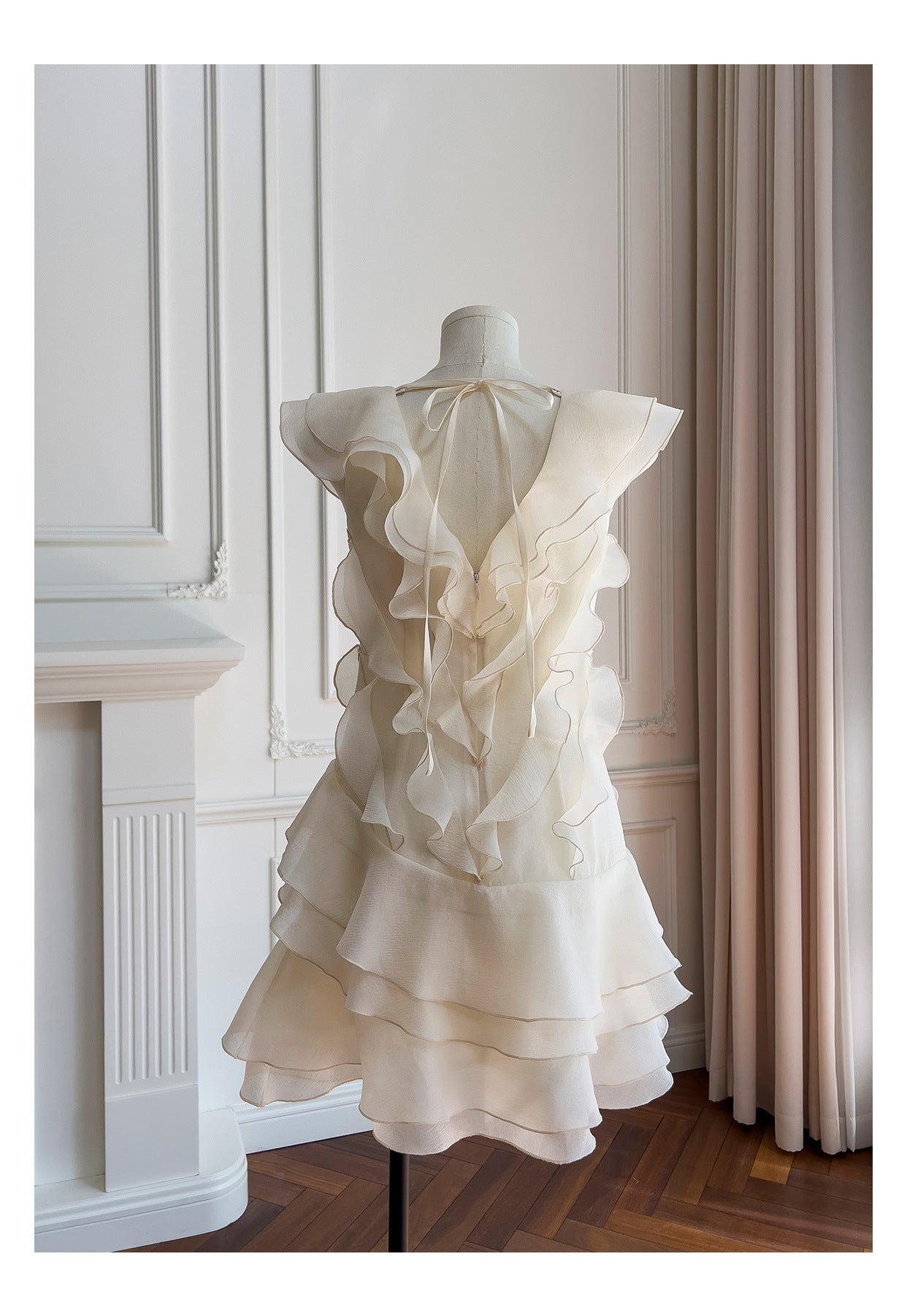 Hermosos vestidos de fiesta cortos de gasa color marfil con escote en V y corte A, para graduación, cóctel, para estudiantes de secundaria, DH2306