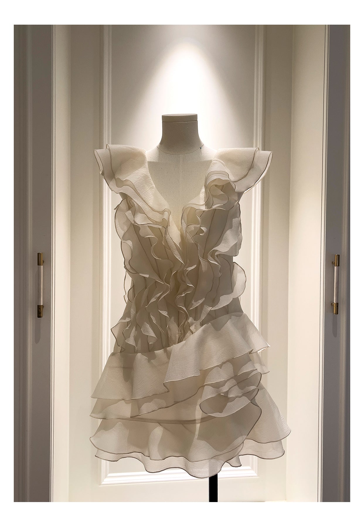 Hermosos vestidos de fiesta cortos de gasa color marfil con escote en V y corte A, para graduación, cóctel, para estudiantes de secundaria, DH2306