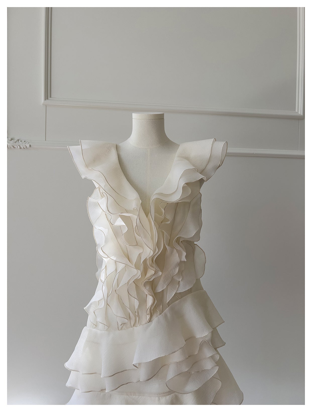 Hermosos vestidos de fiesta cortos de gasa color marfil con escote en V y corte A, para graduación, cóctel, para estudiantes de secundaria, DH2306