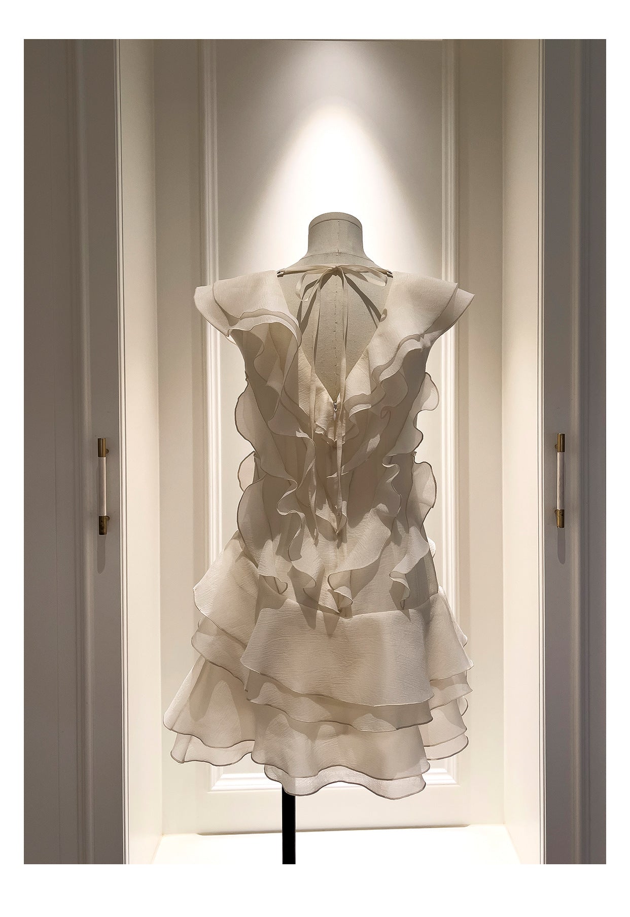 Hermosos vestidos de fiesta cortos de gasa color marfil con escote en V y corte A, para graduación, cóctel, para estudiantes de secundaria, DH2306