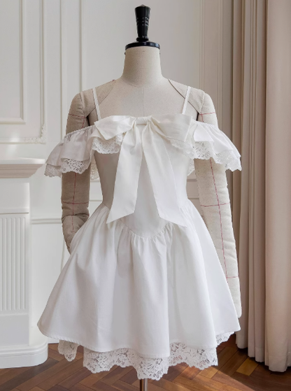 Hermosos vestidos blancos cortos de fiesta formales de corte A con hombros descubiertos para la escuela secundaria, vestidos cortos para el 21.º cumpleaños, vestidos de graduación, mini vestidos de cóctel DH2308