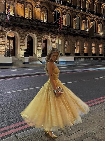 Hermosos vestidos amarillos de fiesta formales de encaje con escote en forma de corazón, para el 21.º cumpleaños, graduación, cóctel, DH2463