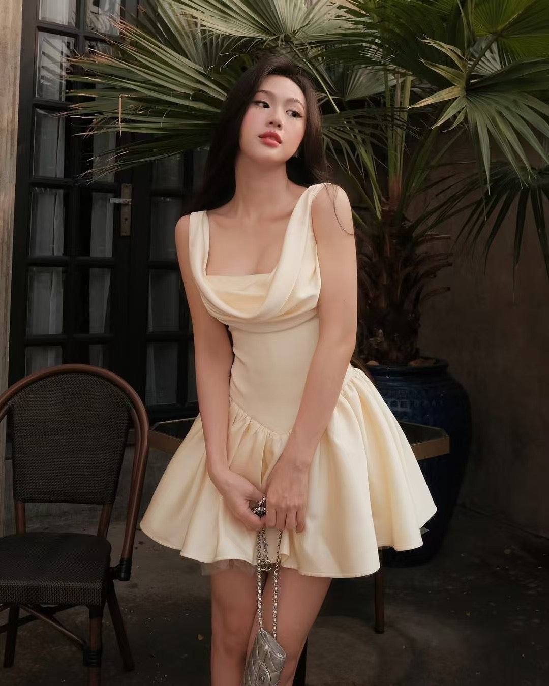 Hermosos vestidos de fiesta de satén color champán con escote cuadrado y corte A, vestidos cortos para 16 cumpleaños, vestidos de graduación, mini vestidos de cóctel DH2466