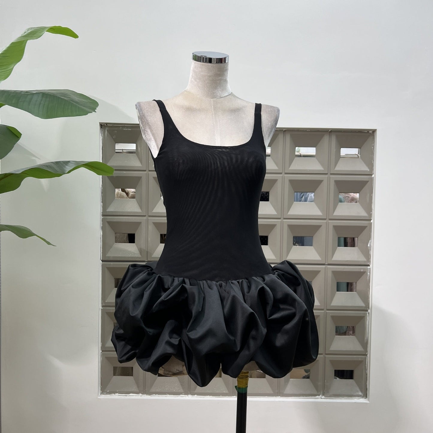 Vestido de fiesta formal corto, ajustado, con escote cuadrado y corte modesto para estudiantes de secundaria, ideal para cumpleaños número 18, vestido de graduación y cóctel DH2467