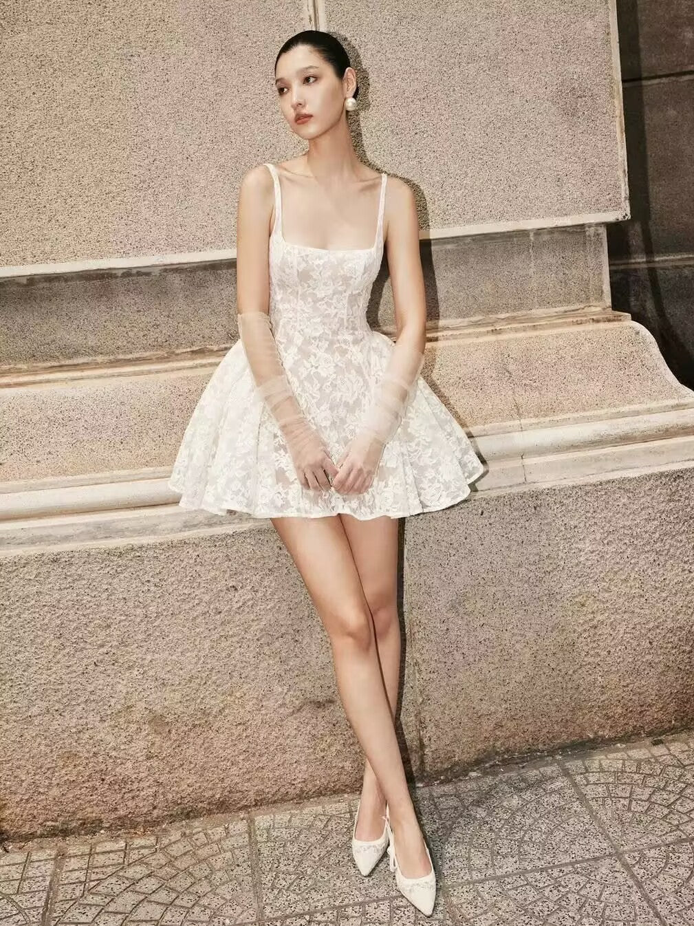 Hermosos vestidos de fiesta formales de encaje blanco con escote cuadrado y corte A, vestidos cortos para cumpleaños número 16, vestidos de graduación, mini vestidos de cóctel DH2473