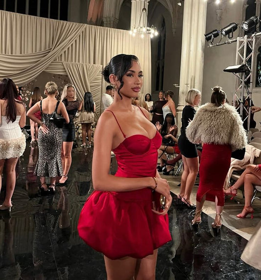 Hermoso vestido de fiesta con tirantes finos de satén rojo, vestidos formales de bienvenida, atuendos para cumpleaños número 21, vestido de graduación, vestidos cortos mini Hoco DH2497