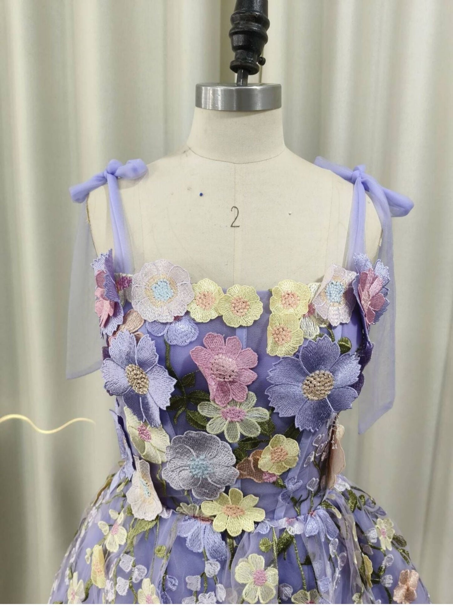 Vestidos de fiesta de tul lila con tirantes finos, corte A, encaje, para 18.º cumpleaños, graduación, minivestidos cortos DH2538