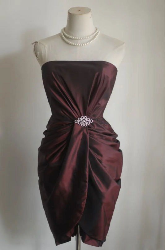 Vestidos de fiesta vintage de tafetán burdeos sin tirantes, corte A, para fiesta de 18 cumpleaños, vestidos de graduación, minivestidos cortos DH2556