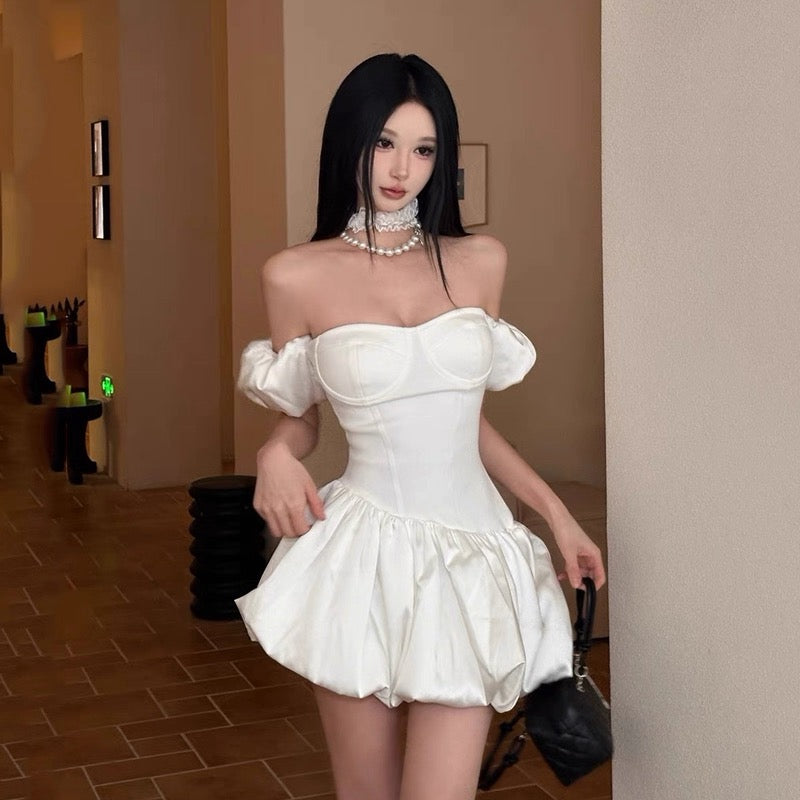 Hermoso vestido de fiesta corto de satén blanco con hombros descubiertos para graduación de octavo grado, vestido de cóctel para secundaria, trajes Hoco DH2627