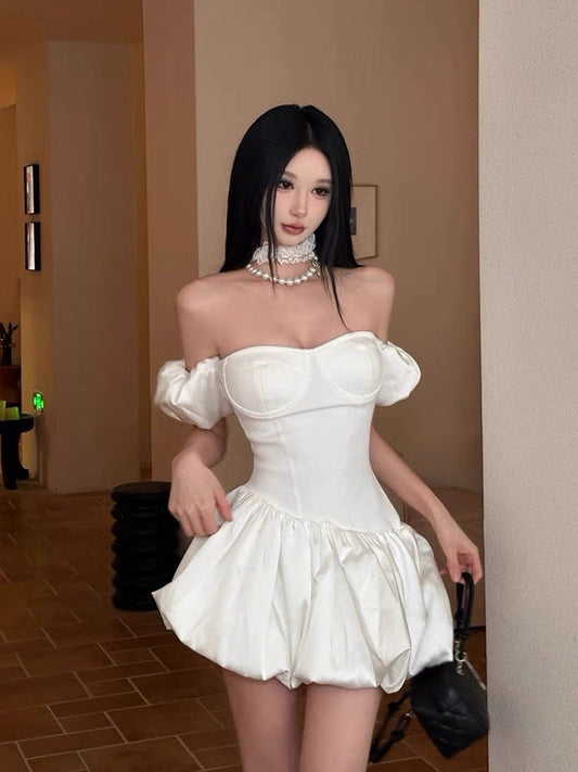 Hermoso vestido de fiesta corto de satén blanco con hombros descubiertos para graduación de octavo grado, vestido de cóctel para secundaria, trajes Hoco DH2627