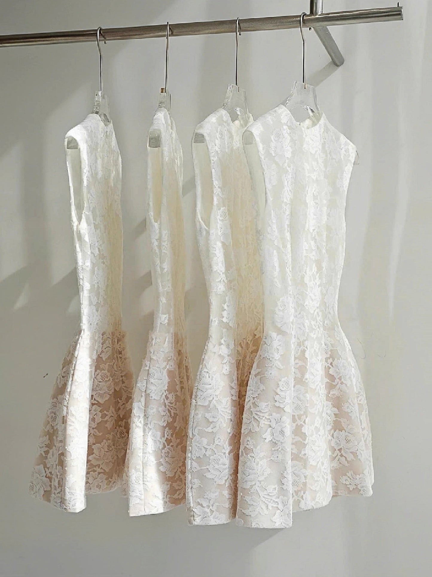 Vestido corto blanco de encaje con escote en A, sencillo, minivestido formal para octavo grado, vestido de cóctel para secundaria, Hoco Outfits DH2634