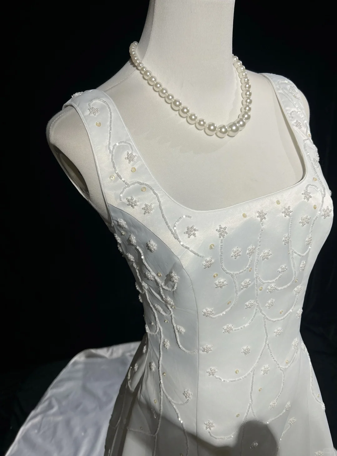 Vestido de novia vintage, corte A, escote cuadrado, satén blanco, cuentas, largo, estilo retro, modesto, DH2661