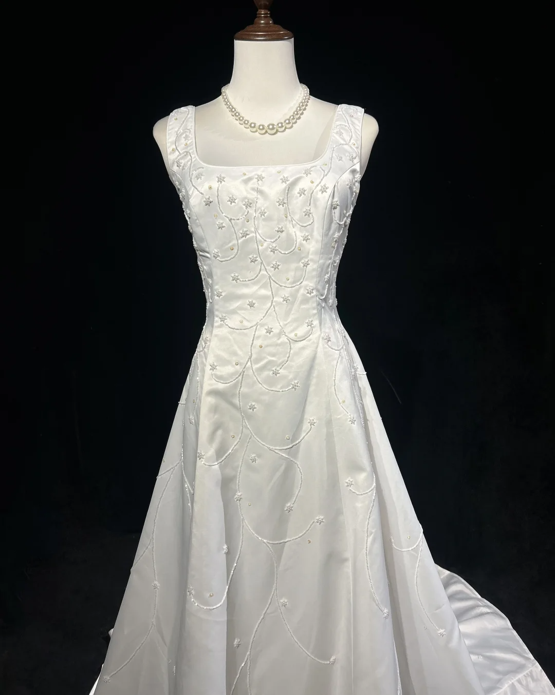 Vestido de novia vintage, corte A, escote cuadrado, satén blanco, cuentas, largo, estilo retro, modesto, DH2661