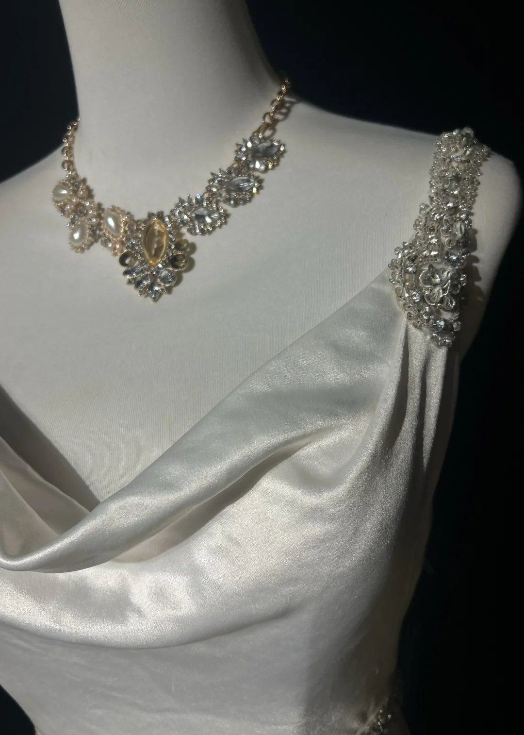Vestido de novia princesa estilo sirena con tirantes finos, satén blanco y cuentas, largo, estilo retro, DH2665