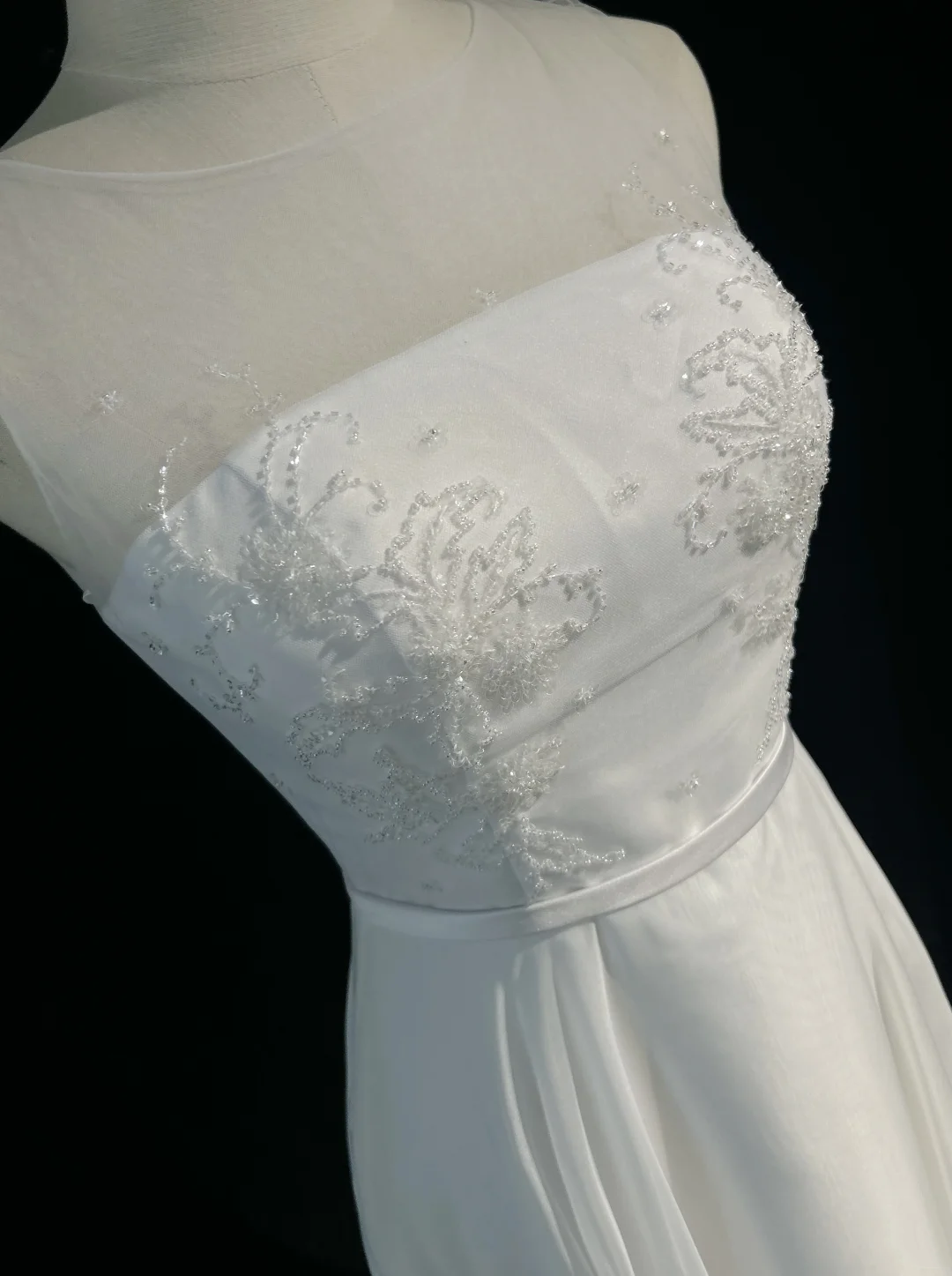 Vestido de novia vintage, corte A, escote redondo, de gasa con cuentas, blanco, corto, para segunda boda, estilo retro, modesto, DH2685