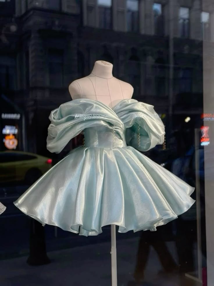 Cute Ball Gown Off The Shoulder Light Sky Blue Satin Short Formal 8th Grade Homecoming Dresses Summer Middle School Hoco Dress Homecoming Outfits DH282