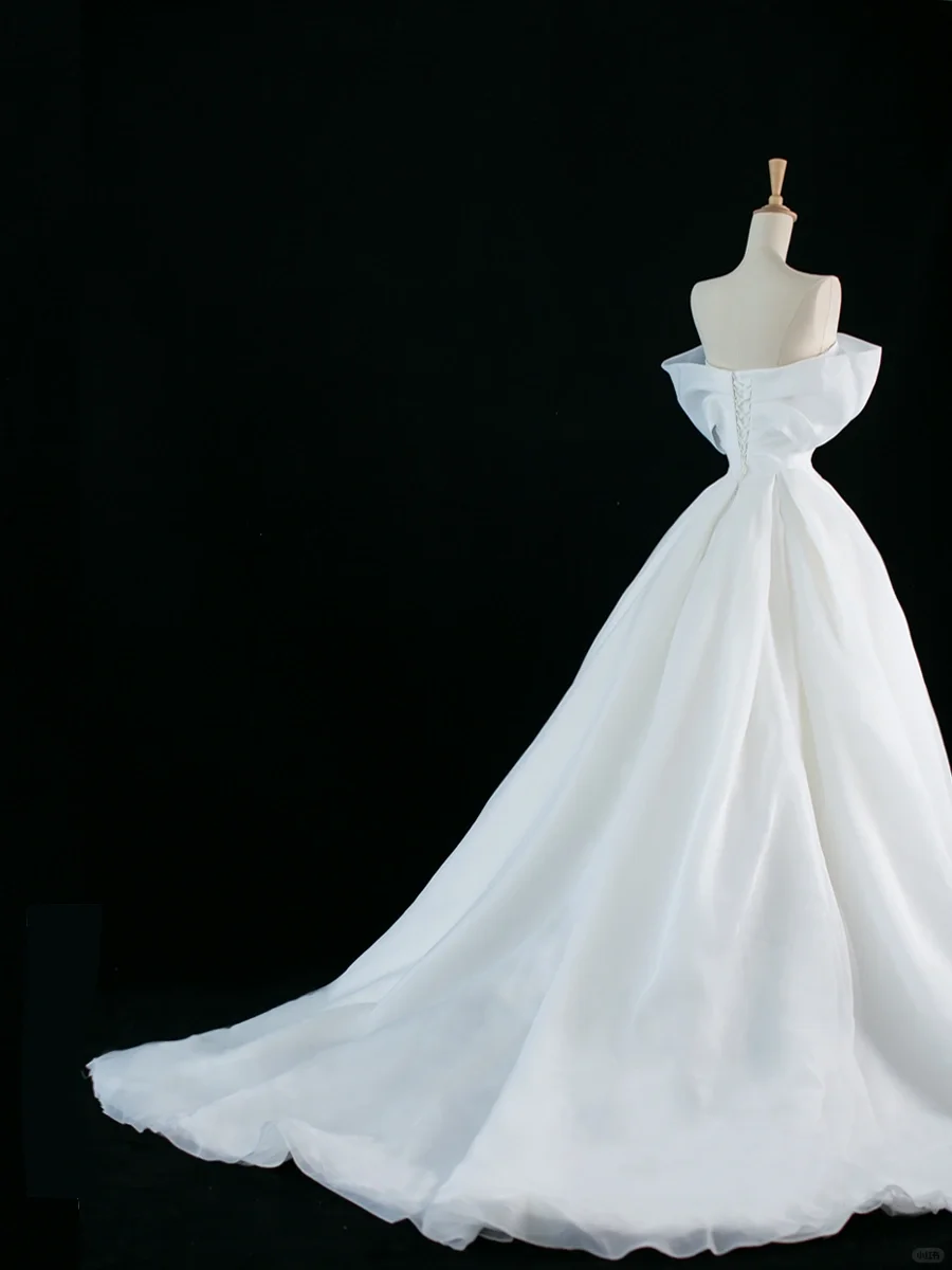 Hermoso vestido de novia blanco largo con hombros descubiertos y mangas cortas DH346
