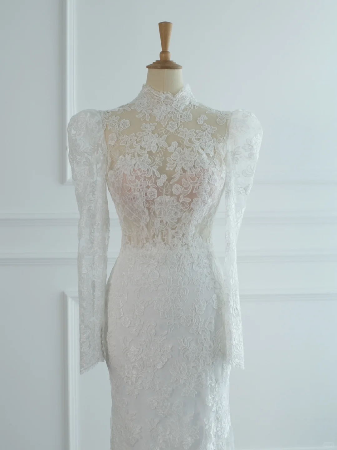 Hermoso vestido de novia estilo sirena, cuello alto, encaje blanco, mangas largas, espalda descubierta, estilo vintage, DH378