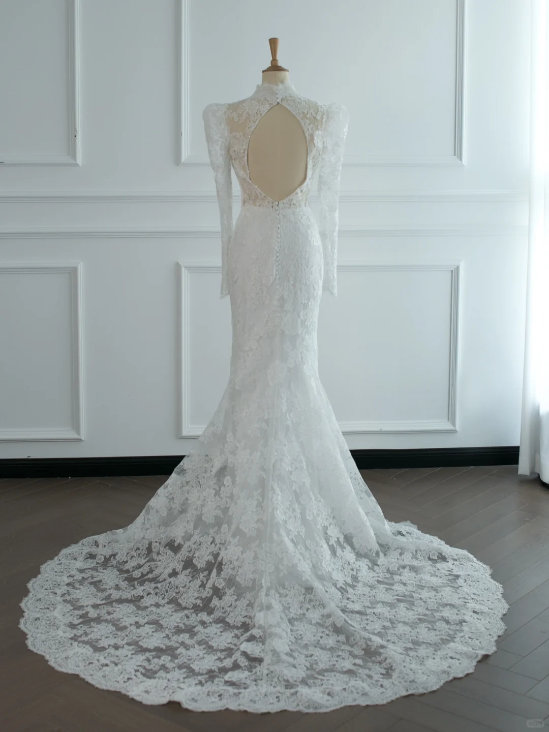 Hermoso vestido de novia estilo sirena, cuello alto, encaje blanco, mangas largas, espalda descubierta, estilo vintage, DH378