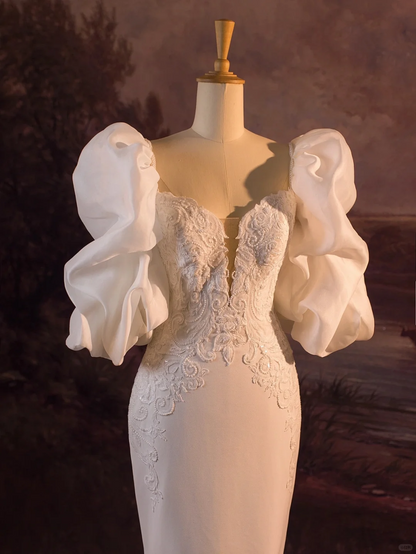 Hermoso vestido de novia largo de satén blanco con encaje y tirantes finos de sirena DH411