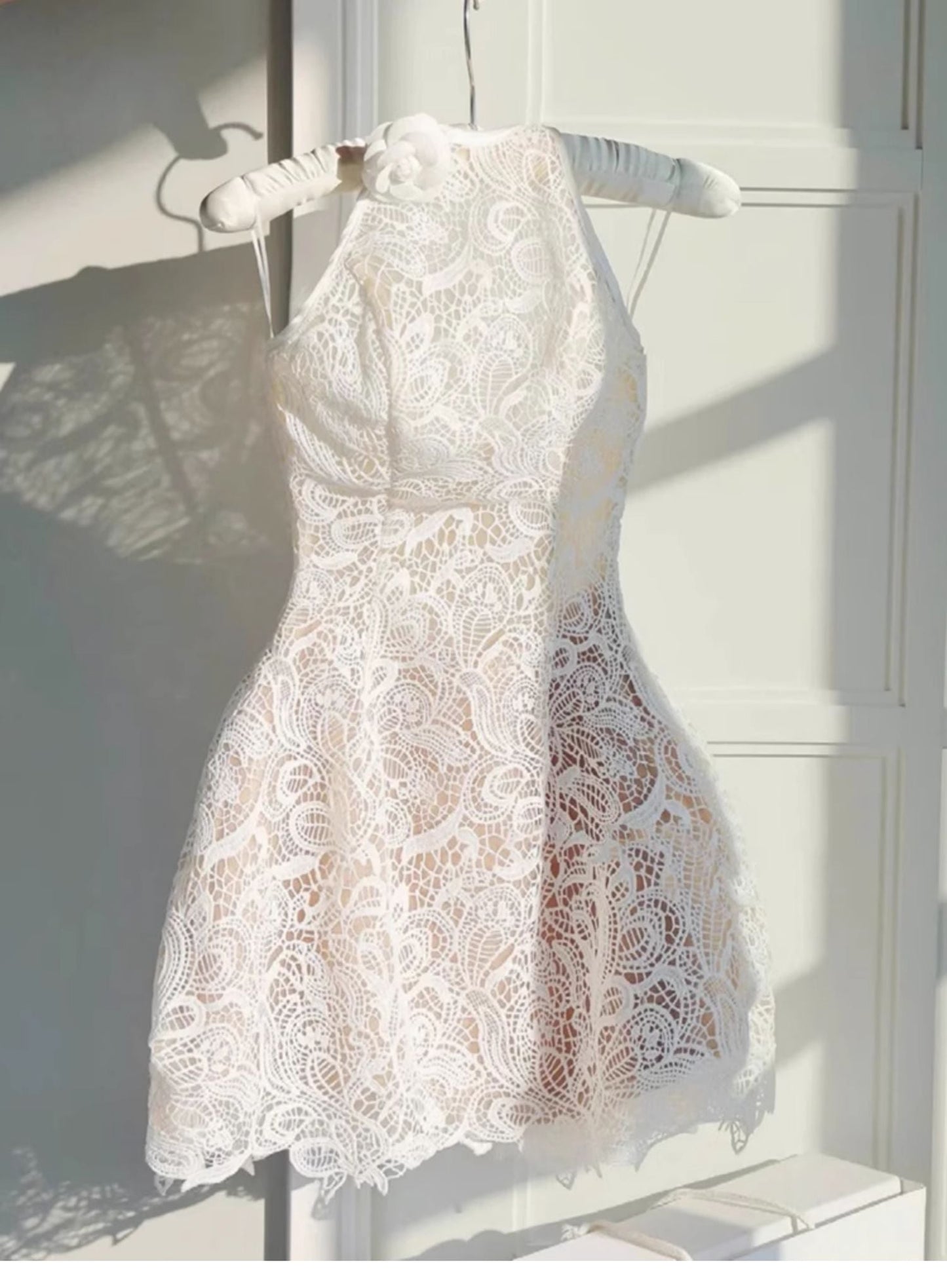 Vestido corto de verano con encaje blanco, cuello alto y corte en A, para fiesta de bienvenida, ideal para cumpleaños número 21, DH417
