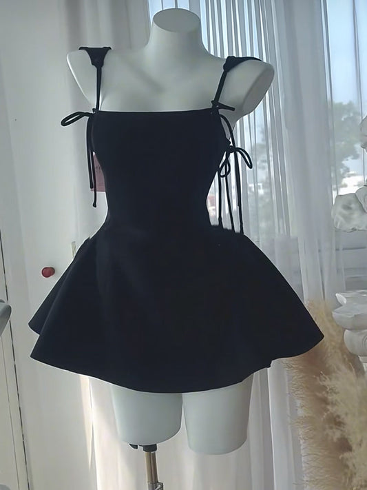 Vestidos de fiesta cortos de satén blanco y negro con tirantes finos, corte A, modernos, para octavo grado, de verano, para escuela secundaria, DH421