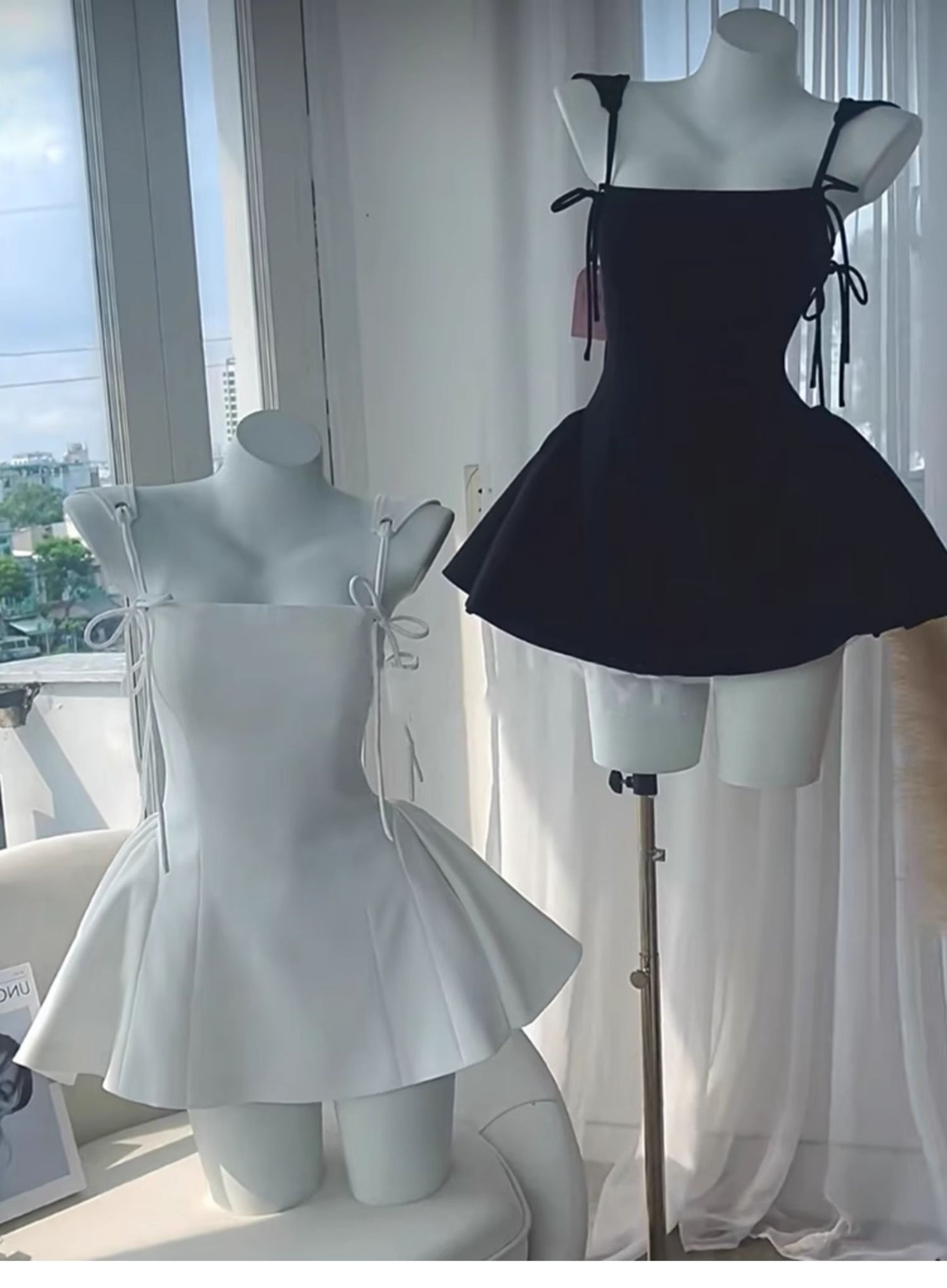 Vestidos de fiesta cortos de satén blanco y negro con tirantes finos, corte A, modernos, para octavo grado, de verano, para escuela secundaria, DH421