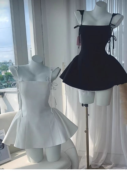 Vestidos de fiesta cortos de satén blanco y negro con tirantes finos, corte A, modernos, para octavo grado, de verano, para escuela secundaria, DH421
