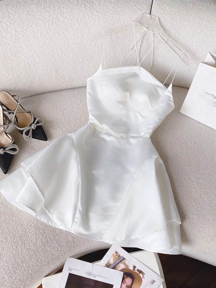 Hermosos vestidos de fiesta blancos cortos con tirantes finos de corte A para octavo grado, vestido de verano para escuela secundaria, atuendos para fiesta de bienvenida DH429