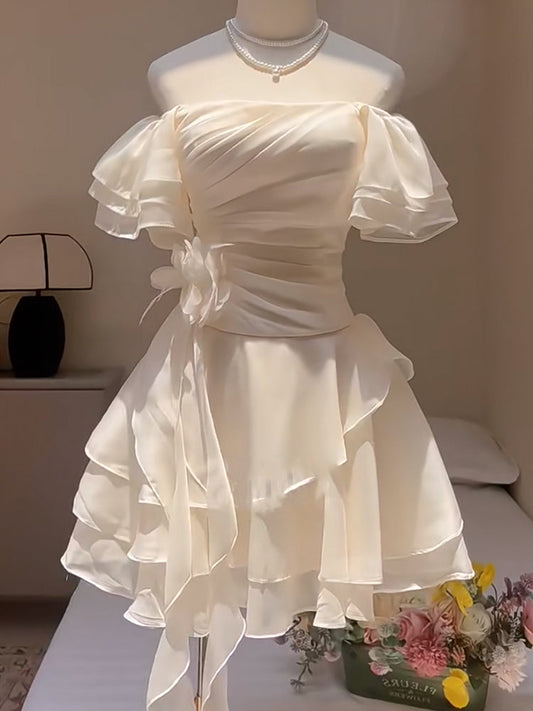 Hermosos vestidos de fiesta blancos cortos de gasa con hombros descubiertos para octavo grado, vestido de verano para escuela secundaria, atuendos para fiesta de bienvenida DH433