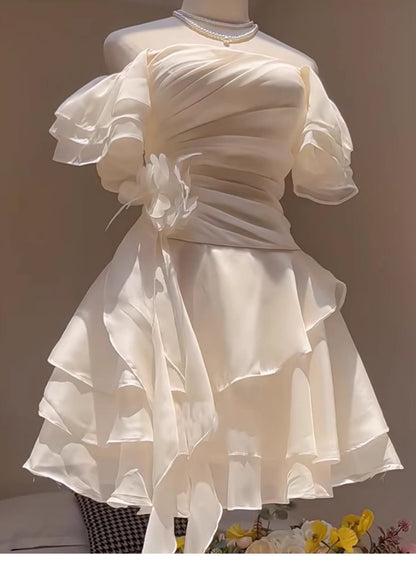 Hermosos vestidos de fiesta blancos cortos de gasa con hombros descubiertos para octavo grado, vestido de verano para escuela secundaria, atuendos para fiesta de bienvenida DH433