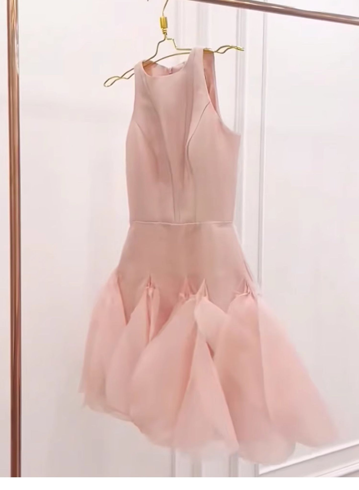 Pretty A line Scoop Pink Satin Short Formal 8th Grade Homecoming Dresses Summer Middle School Hoco Dress 6th Grade Graduation Outfits DH439
