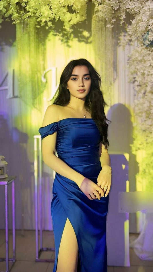 Elegante vestido de fiesta largo azul marino de satén con hombros descubiertos y abertura, para fiesta de verano, para 20 cumpleaños y 18 años, DH489