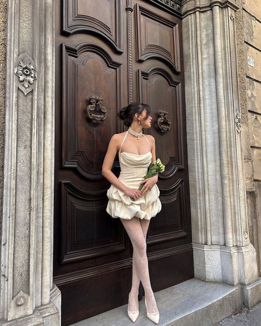 Vestidos cortos elegantes de Hoco, corte A, cuello halter, satén, minivestidos formales para el regreso a casa de octavo grado, trajes de verano para el regreso a casa de la escuela secundaria DH51