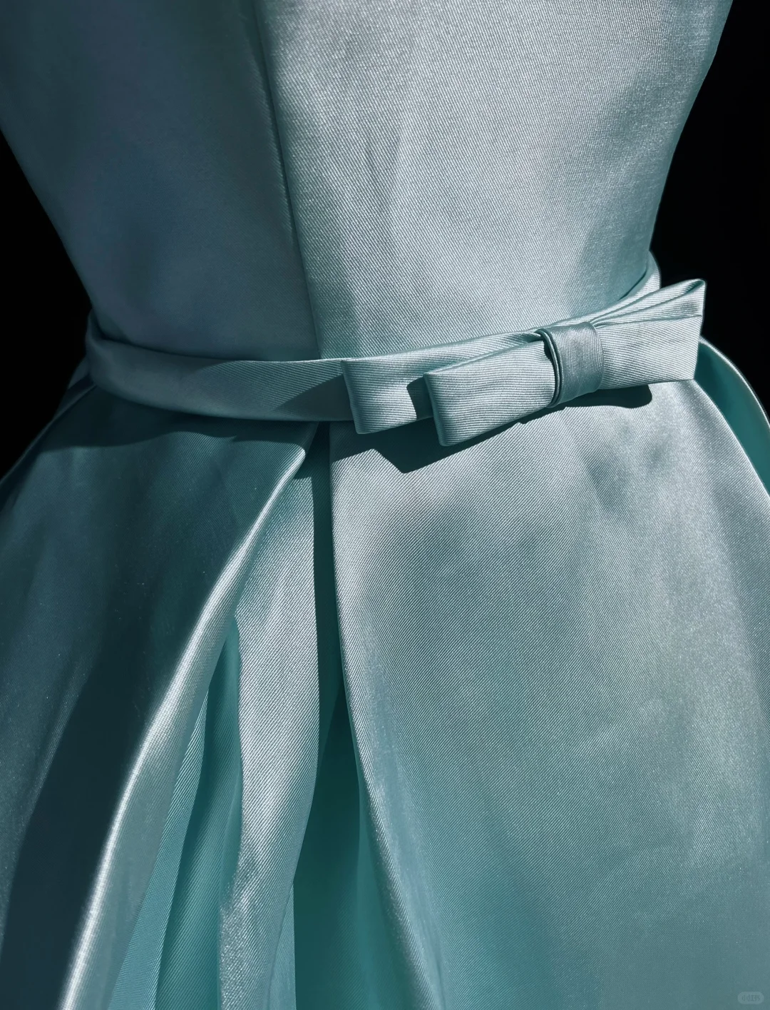 Pretty Ball Gown Scoop Neck Blue Satin Silver Beads Short Formal 8th Grade Homecoming Dresses Summer Middle School Hoco Dress 6th Grade Graduation Outfits DH527
