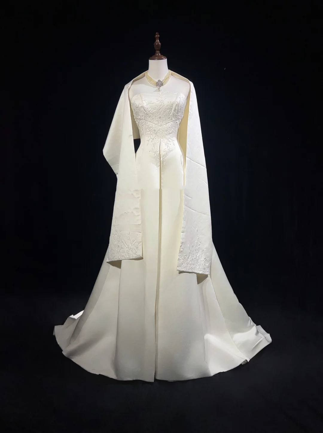 Vestido de novia retro de los años 50 y 40, sin tirantes, de satén y encaje, blanco, largo, DH550
