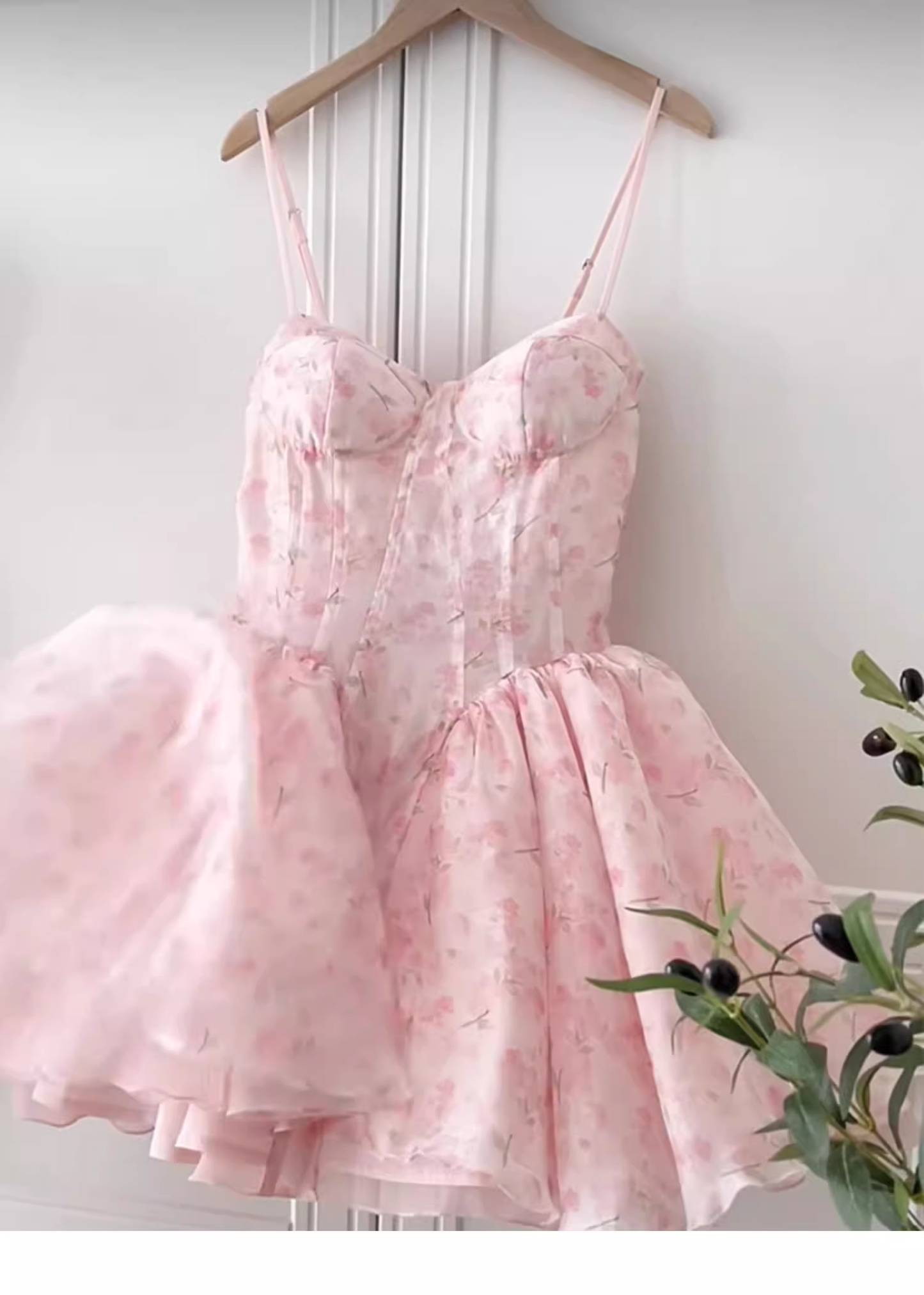 Pretty Ball Gown Spaghetti Straps Floral Pink Short Homecoming Dress Summer Middle School Formal 8th Grade Hoco Dresses Summer Homecoming Outfits DH610