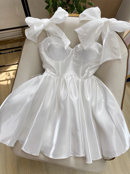 Hermosos vestidos de fiesta cortos de satén negro con corte en A para octavo grado, vestidos de verano para escuela secundaria, trajes de fiesta DH805