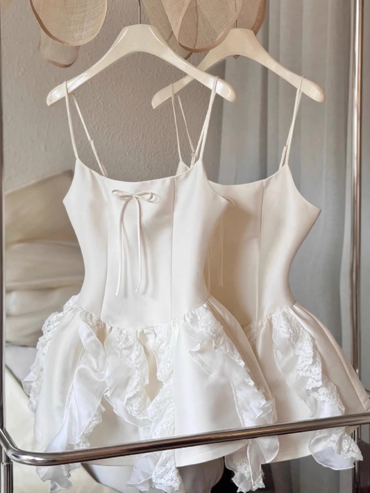 Pretty A line Spaghetti Straps White Satin Short Formal 8th Grade Homecoming Dresses Summer Middle School Hoco Dress Homecoming Outfits DH639
